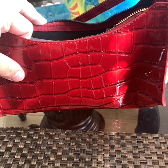 Live and share show flyer half will be donated - Picture 15 of 16